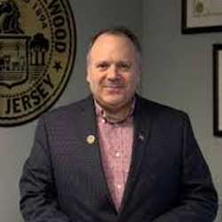 pfas_head_shots-richard